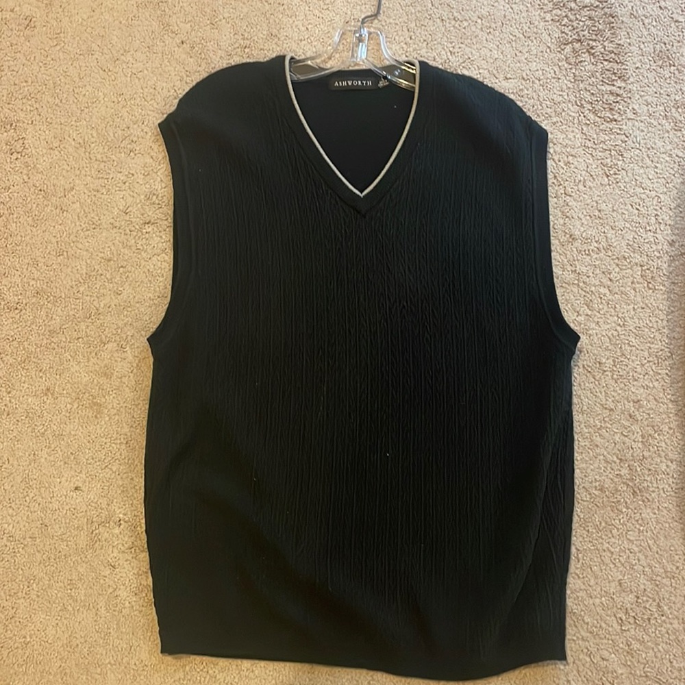 Large Black Ashworth Sweater Vest